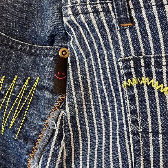 JOE BOXER Angel Mini Jean Skirt Girls Size 16 Pinstripe Raw Edge Denim 29W/15.5L - Picture 4 of 9